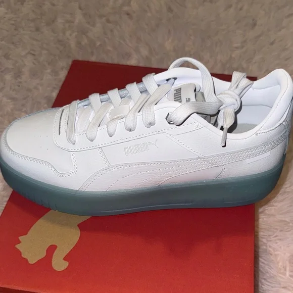 Puma White Sneakers with Teal Sole - Picture 2 of 4